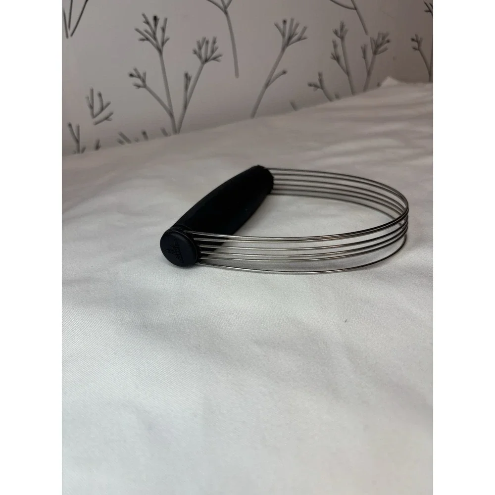 Grand Gourmet Pastry Blender Stainless Steel‎ Black Handle